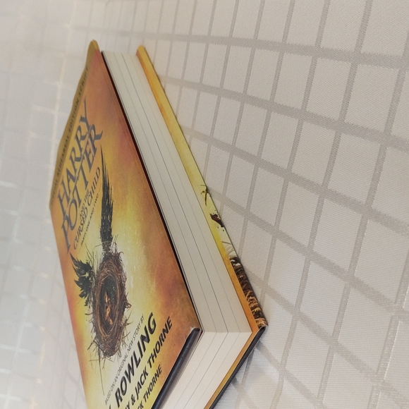 Book, Harry Potter And The Cursed Child - Picture 4 of 4